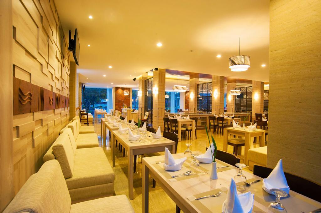 Lombok Raya Hotel Mataram Exterior foto